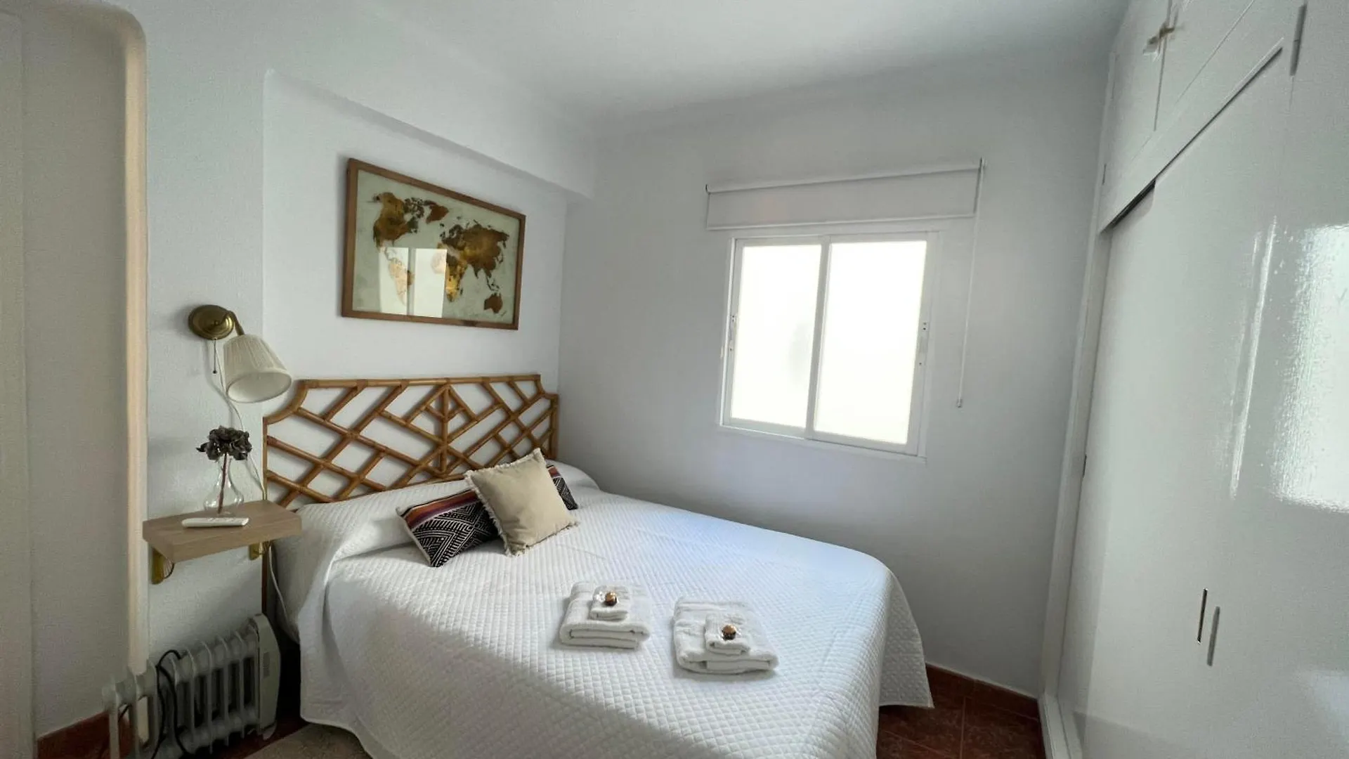Gran Apartamento Con Parking Gratis Centro De Malaga 0*,  Spain